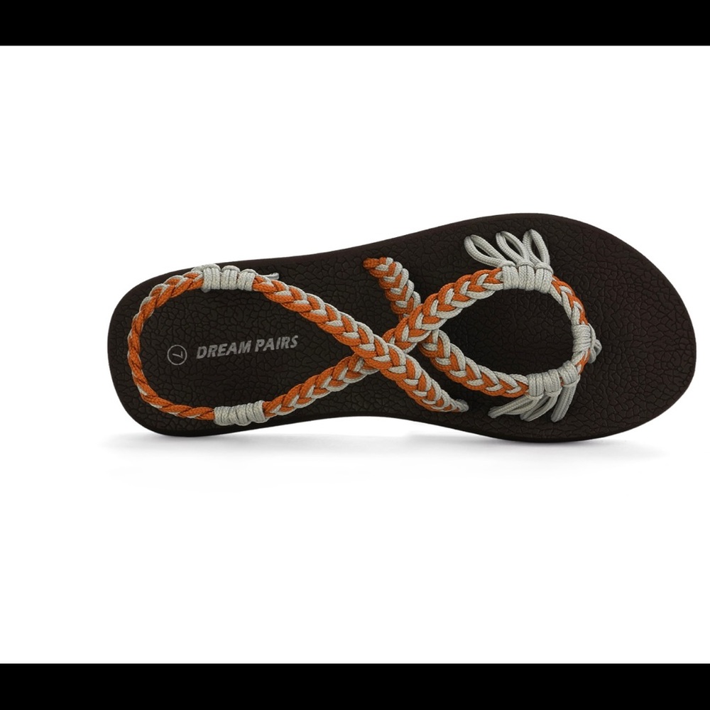 Dream Pairs Women’s Flat Sandals. New with tags